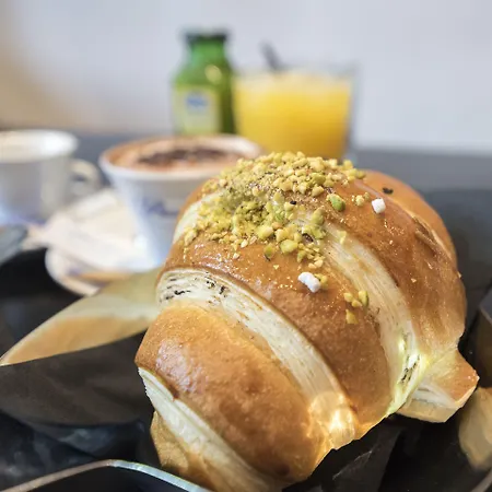 Alojamento de Acomodação e Pequeno-almoço Solimena Nápoles